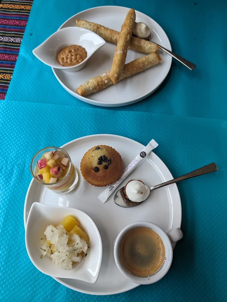 Dynamite Au Chocolat Et Café Gourmand